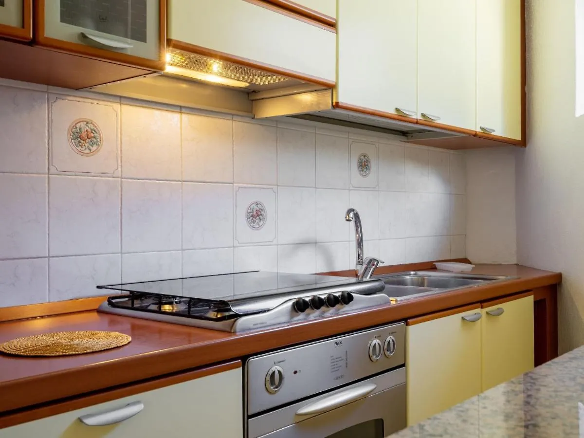 Holiday Home La Mia Casetta By Interhome Porto Valtravaglia